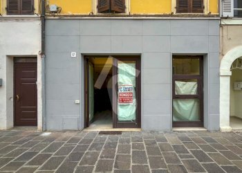 4ABB7C75-7B63-4684-8C72-CC2AAA271062.jpeg - Locale Commerciale Jesi - foto 2