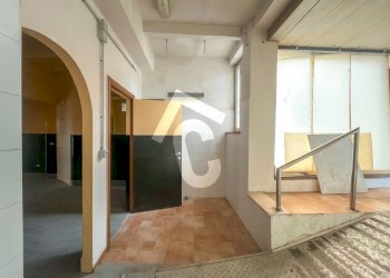 30E5F2BB-F19A-4F86-9C06-E547912F78BE.jpeg - Locale Commerciale Jesi - foto 12