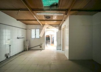 0E974E1A-6A4B-48F4-BC94-F66B86C3ADF3.jpeg - Locale Commerciale Jesi - foto 13