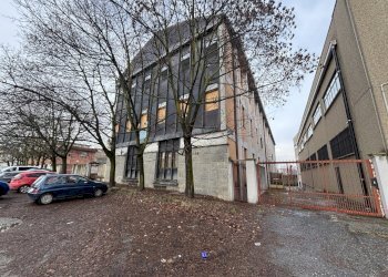 IMG_7085.JPG - Locale Commerciale Strada dell'Arrivore 25, Torino (zona Regio Parco) - foto 14