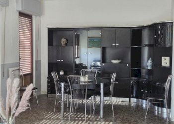 1392748-uw46oo.jpg - Appartamento Carrara - foto 1