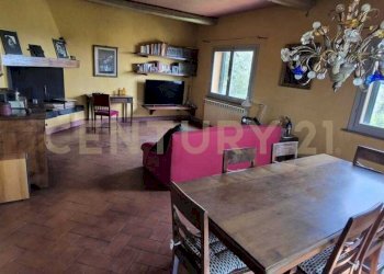 WhatsApp Image 2026-03-30 at 15.42.29 (1).jpeg - Appartamento via dei mille  38, Magliano in Toscana - foto 2