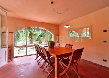 22-VILLA\'S PORTICO3.JPG.jpg - Villa Capannori - foto 22