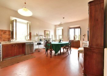 24-VILLA\'S KITCHEN.JPG.jpg - Villa Capannori - foto 24