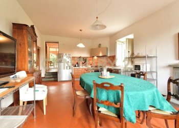 25-VILLA\'S KITCHEN1.JPG.jpg - Villa Capannori - foto 25