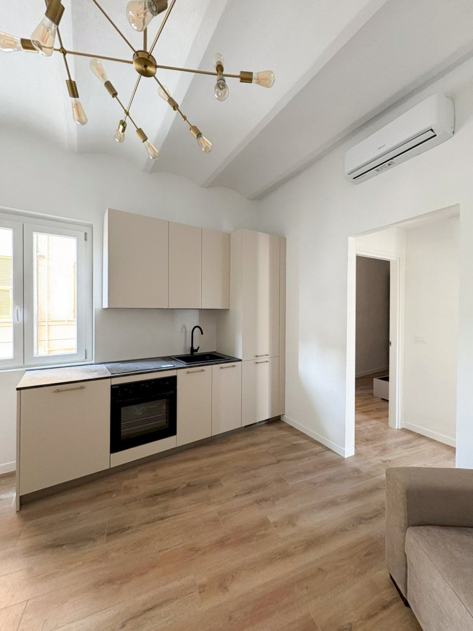 08 Apt 17.jpg - Appartamento Via Chiaravagna 17, Genova (zona Sestri Ponente) - foto 3