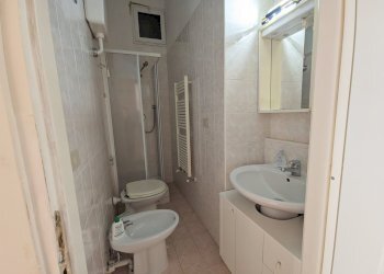 bagno - Bilocale Via Zeffiro Massa 84, Sanremo - foto 16