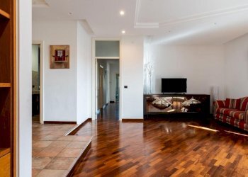 648822474.jpg - Appartamento Via Salvatore Matarrese 10, Bari (zona Murat) - foto 4