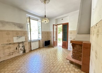 IMG_4657.JPG - Casa indipendente Sarzana - foto 17