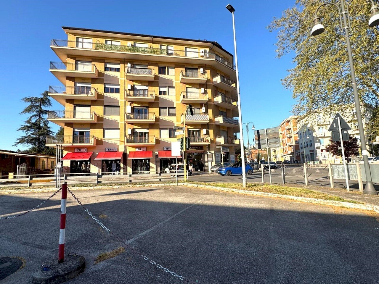 JHKHJKH.jpeg - Apartment Via Marittima, Frosinone - photo 1