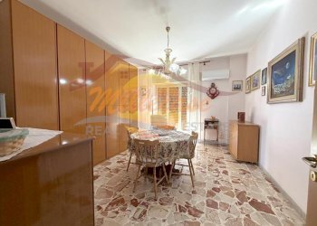 8f4e700a-5520-4b3b-b01b-cab83970b5f9.jpeg - Four-room apartment Viale Polibio, Siracusa - photo 5