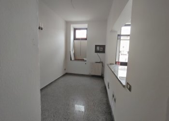 vano - Commercial Premises Piazza XX Settembre, Castel San Giovanni - photo 11