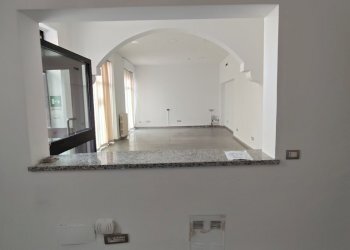 vano - Commercial Premises Piazza XX Settembre, Castel San Giovanni - photo 12