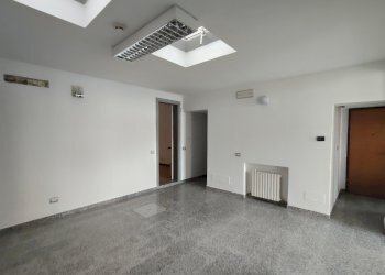 vano - Commercial Premises Piazza XX Settembre, Castel San Giovanni - photo 16