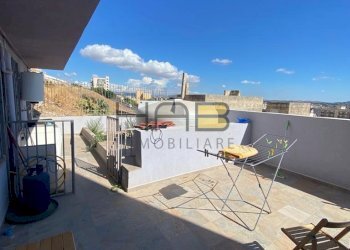 veranda seminterrato.jpg - Appartamento Via Bruno Salvatore, Erice - foto 8