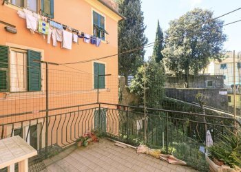 terrazzino - Trilocale Via Beata Chiara 4, Genova (zona Pontedecimo) - foto 9