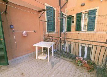 terrazzino - Trilocale Via Beata Chiara 4, Genova (zona Pontedecimo) - foto 11