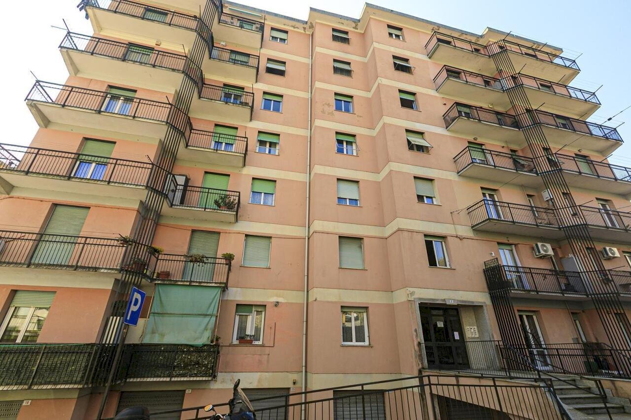 Stabile (2).jpg - Appartamento Via Circonvallazione 5, Campomorone - foto 2