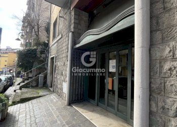 loc-comm-vaccaro23.jpg - Locale Commerciale Via Nicola Vaccaro 124, Potenza - foto 2