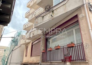 PHOTO-2026-03-27-15-35-17 26.jpg - Apartment Via Gaezza 3, Adrano - photo 30