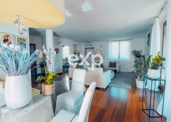 Villa Via I Maggio, Montano Lucino - photo 4