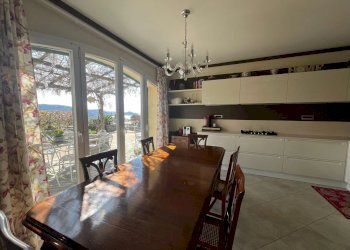 Soggiorno con cottura - Villa Località Bacezza Case Sparse, Chiavari - foto 40