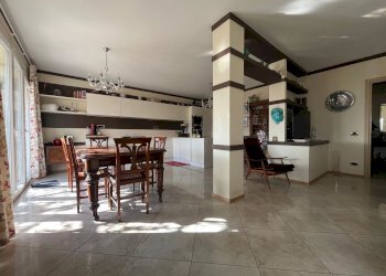 Soggiorno con cottura - Villa Località Bacezza Case Sparse, Chiavari - foto 43