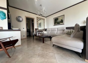 Soggiorno - Villa Località Bacezza Case Sparse, Chiavari - foto 47