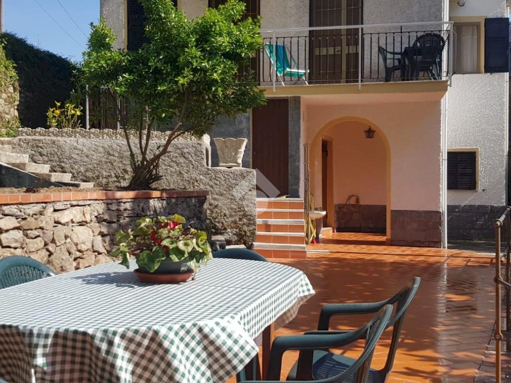 Villa a Schiera Via Antonio G Norero, San Colombano Certenoli - foto 1