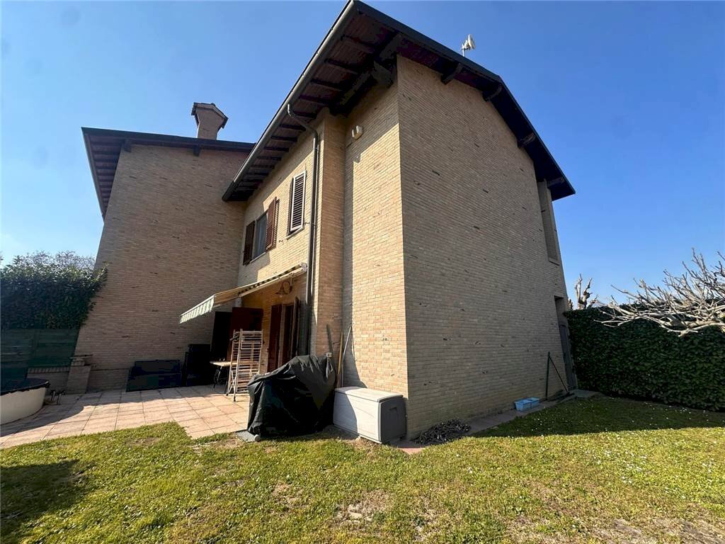 Terraced Villa VIA GIOVANNI XXIII° 13, Monguzzo - photo 1