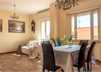 Quadrilocale Modena (zona Centro Storico) - foto 3