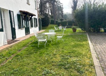 Giardino - Semi-detached Villa Via Pier Paolo Molinelli, Bologna (neighborhood Murri) - photo 6