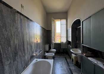 Bagno - Appartamento Via Castiglione, Bologna (zona Santo Stefano) - foto 19