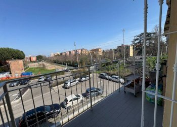 Balcone - Trilocale Via Don Luigi Guanella 7, Bologna (zona San Ruffillo) - foto 2