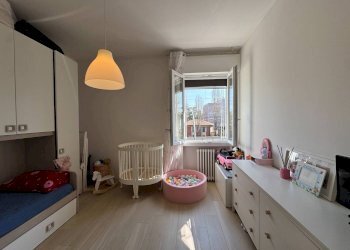 Camera da letto - Trilocale Via Don Luigi Guanella 7, Bologna (zona San Ruffillo) - foto 12