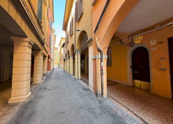 Zona - Quadrilocale Via Armando Quadri, Bologna (zona San Vitale) - foto 45