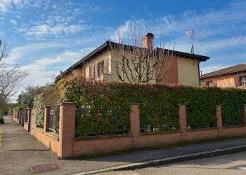 Zona - Villa Bifamiliare Via Tazio Nuvolari, Budrio - foto 1