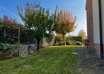 Giardino - Villa Bifamiliare Via Tazio Nuvolari, Budrio - foto 5