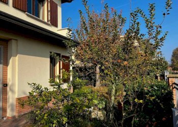 Facciata - Villa Bifamiliare Via Tazio Nuvolari, Budrio - foto 6