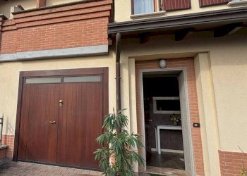 Facciata - Villa Bifamiliare Via Tazio Nuvolari, Budrio - foto 11