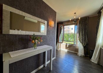 Salone - Villa Bifamiliare Via Tazio Nuvolari, Budrio - foto 15