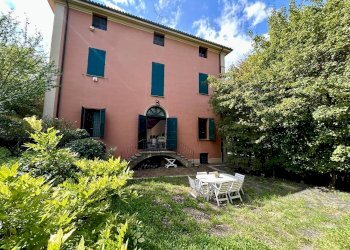 Giardino - Appartamento Via di Barbiano, Bologna (zona Colli) - foto 1