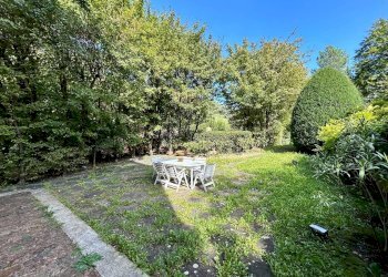 Giardino - Appartamento Via di Barbiano, Bologna (zona Colli) - foto 4