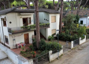 Facciata - Quadrilocale Viale Giosuè Carducci 4, Cervia - foto 2