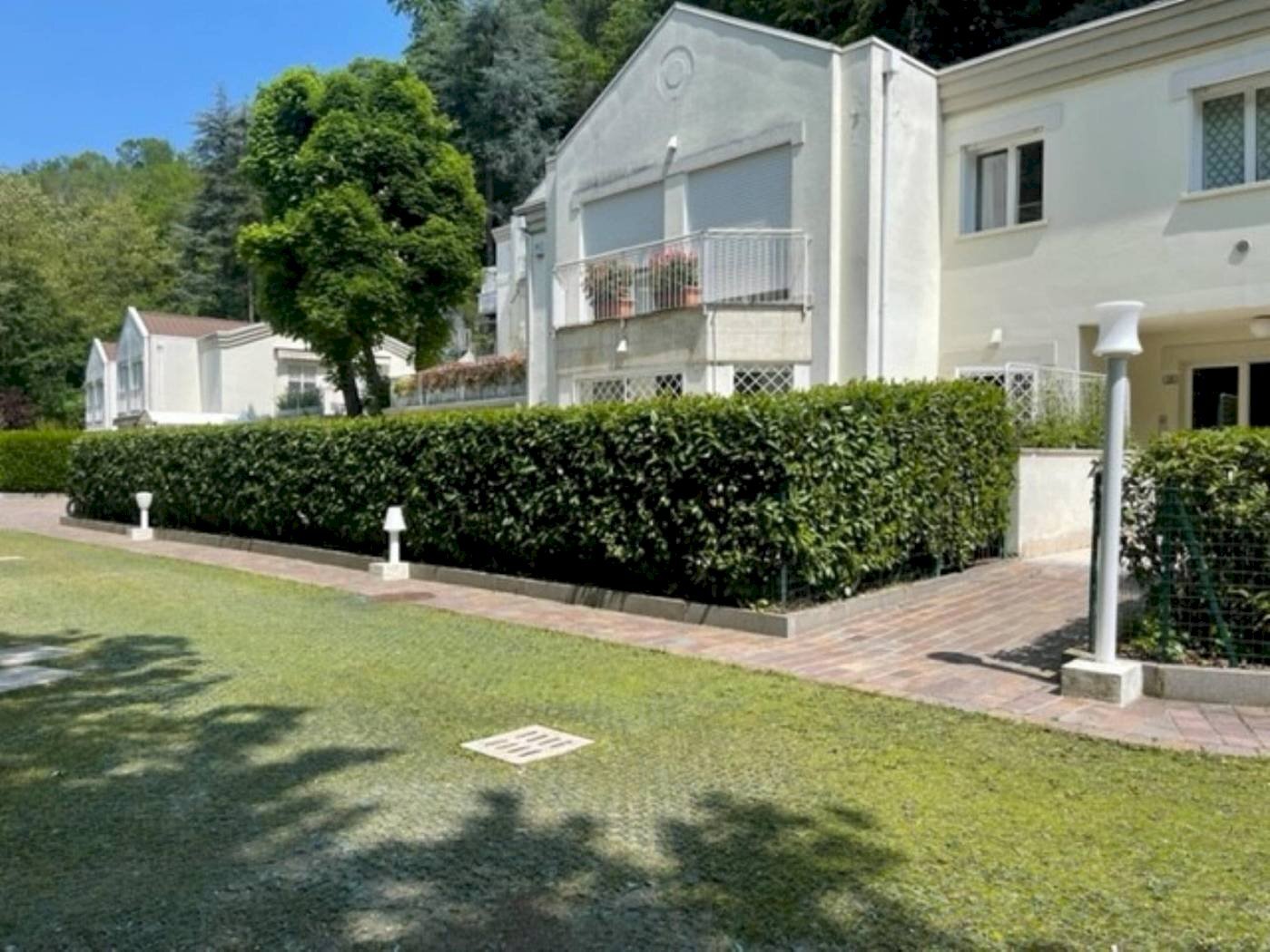 Cortile interno - Appartamento Via di Roncrio, Bologna (zona Colli) - foto 2