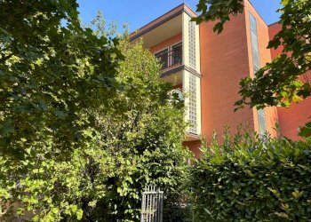 Facciata - Trilocale Via Marco Emilio Lepido 56/2, Bologna (zona Borgo Panigale) - foto 8