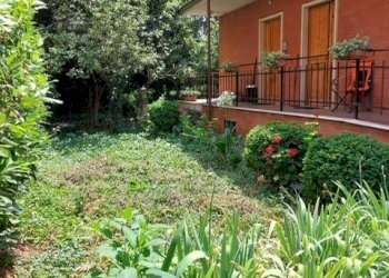 Giardino - Trilocale Via Marco Emilio Lepido 56/2, Bologna (zona Borgo Panigale) - foto 12