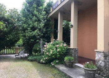 Giardino - Three-family Villa Via dell'Angelo Custode 2, Bologna (neighborhood San Ruffillo) - photo 6