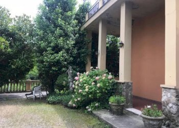 Giardino - Three-family Villa Via dell'Angelo Custode 2, Bologna (neighborhood San Ruffillo) - photo 17