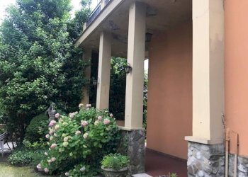 Interno palazzo - Three-family Villa Via dell'Angelo Custode 2, Bologna (neighborhood San Ruffillo) - photo 19